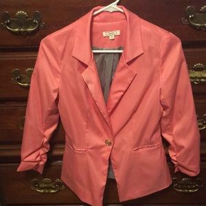 ❣️Super cute coral color Blazer❣️